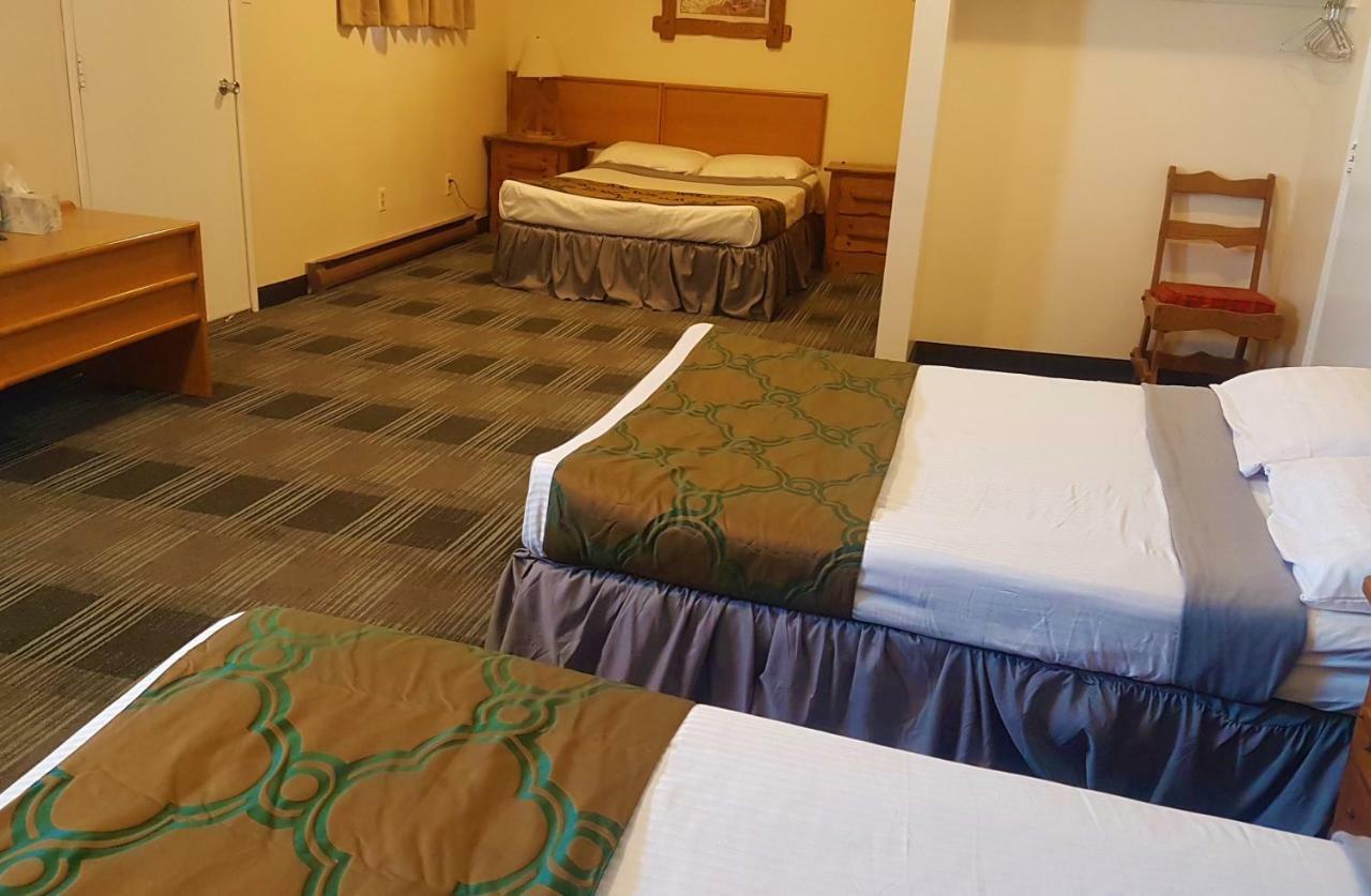 Agassiz Park Lodge - Under New Management McCreary Екстериор снимка